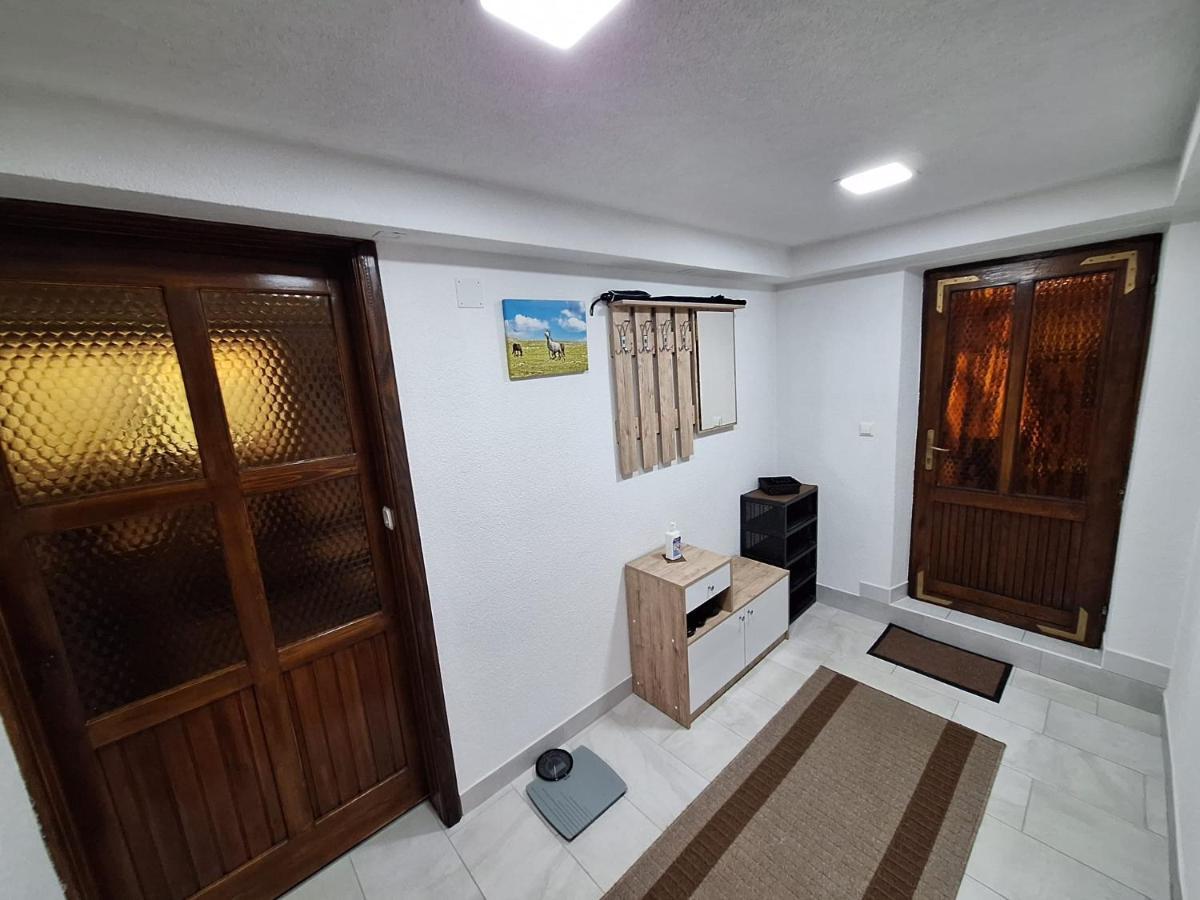 Apartman Magic Sauna,Jakuzzi,Kino Daire Livno Dış mekan fotoğraf